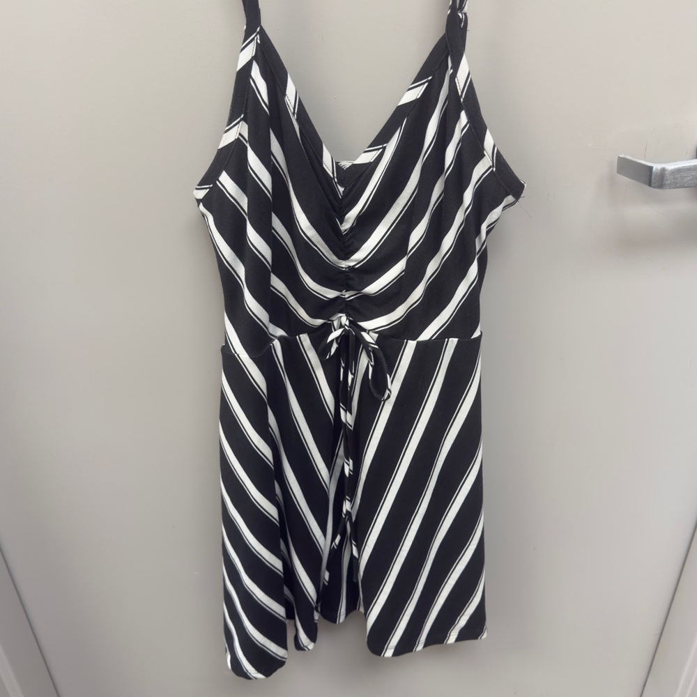 Black and White Striped Casual‎ Dress